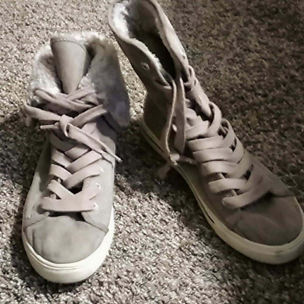 High top tennis shoes
